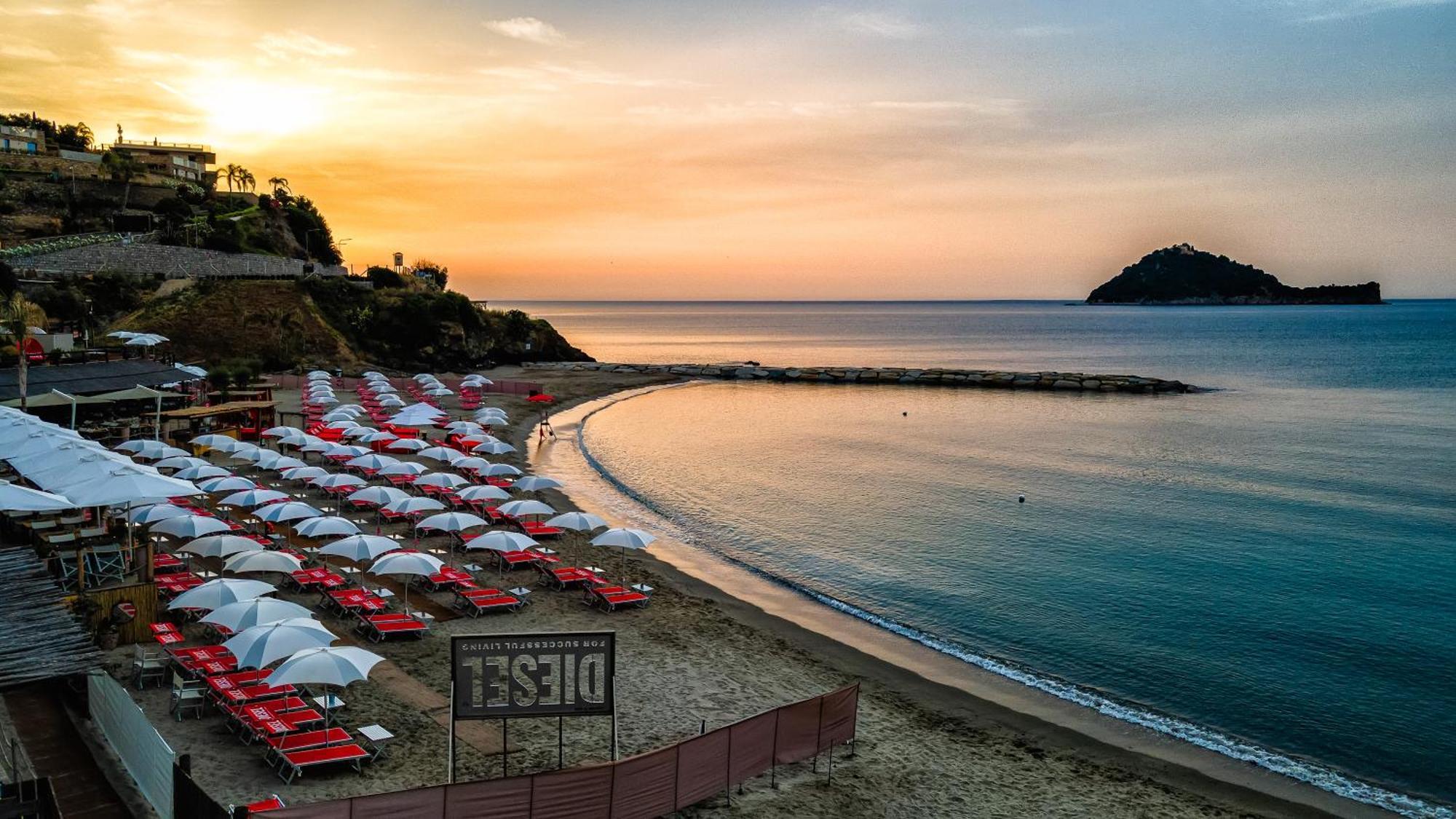 Baba Residences Alassio Esterno foto
